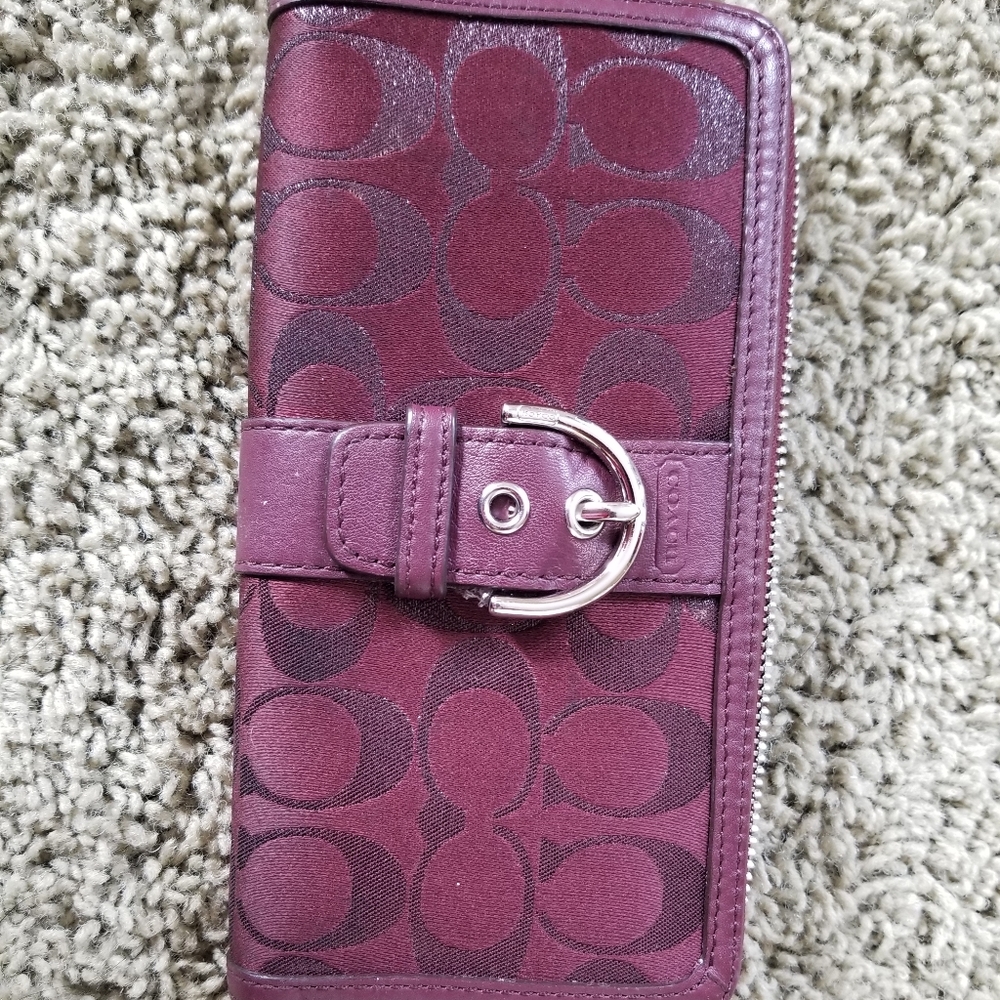 Coach Red MATCHING WALLET TO PURSE